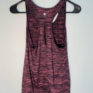 workout tank top
